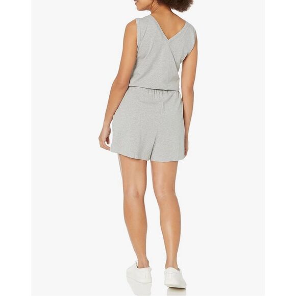✨Calvin Klein womens Essential V-neck Sleeveless Grey Sz Large Romper✨ - Picture 2 of 7